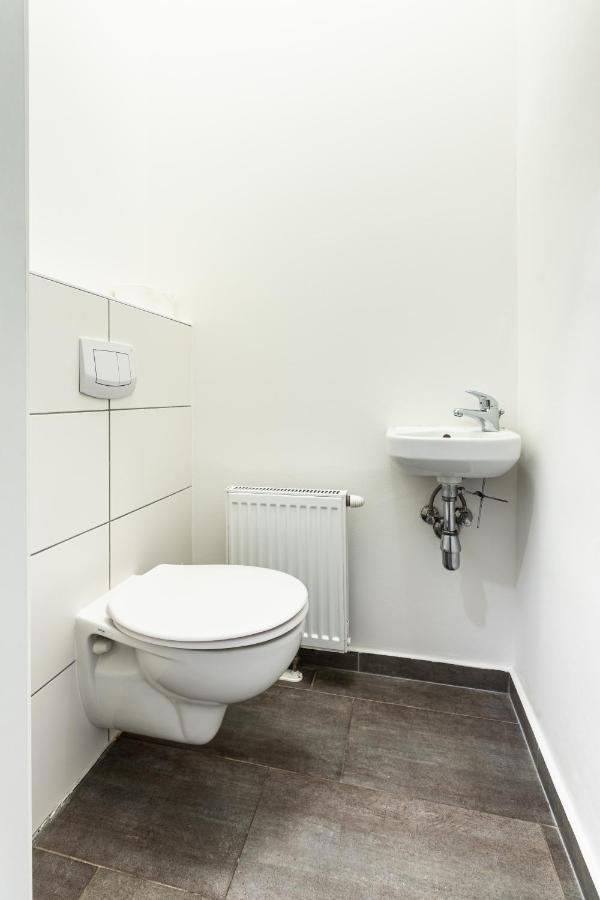 Apartment Stylish Designed In A Calm District Wien